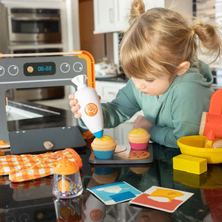 Fat Brain Toy Co. Pretendables Bakery Set