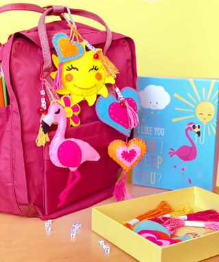 BOX CANDIY® - Happy Days Backpack Charms