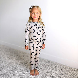Gigi and Max - Vlad Gray Bats TWO PIECE Bamboo Halloween Kids Lounge Set