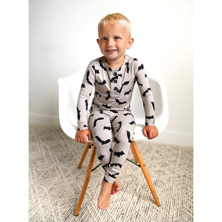 Gigi and Max - Vlad Gray Bats TWO PIECE Bamboo Halloween Kids Lounge Set