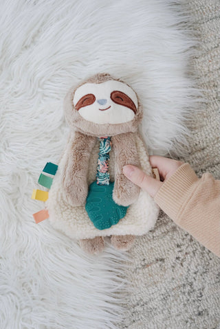 Itzy Ritzy - Itzy Friends Lovey™ Sloth Plush