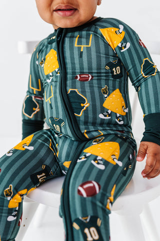Kiki + Lulu - Wisconsin Football Convertible Footies