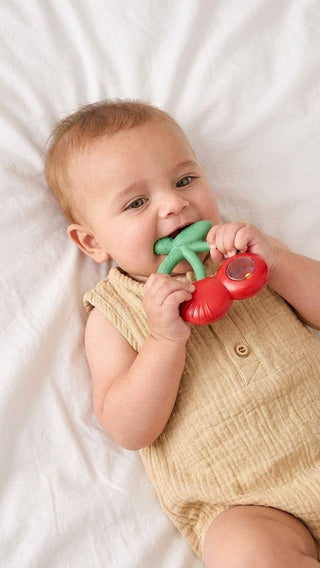 Itzy Ritzy - Bitzy Shake™ - Silicone Teether with Rattle