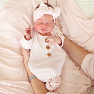 Caden Lane - Pearl Pink Bamboo Waffle Newborn Baby Knot Gown & Hat Set