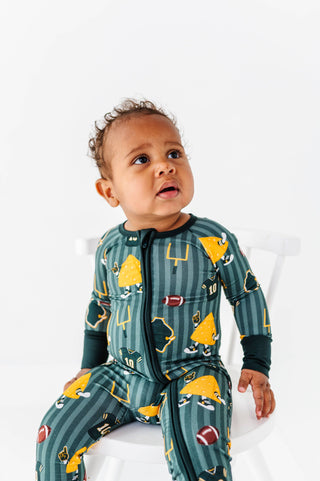 Kiki + Lulu - Wisconsin Football Convertible Footies