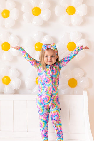 Lev Baby Rainbow Tie Dye Convertible Romper