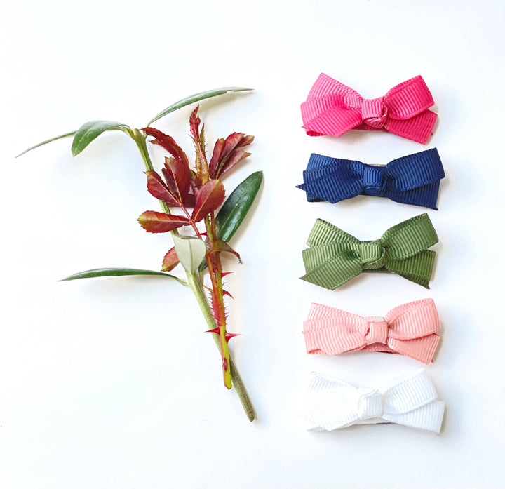 Baby Wisp - 5 Chelsea Boutique Grosgrain Bows on Snap Clips - Juniper