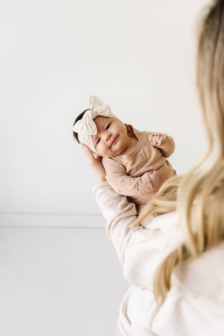 Baby Bling Bows - THE KNOT Soft nylon headband: oatmeal