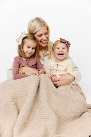 Lou Lou & Company - Lou Lou & Company - Chenille Blanket - Oatmeal - Classy Rascals Boutique