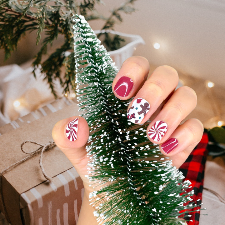 Luna Christmas Nail Wraps Gingerbread Lane